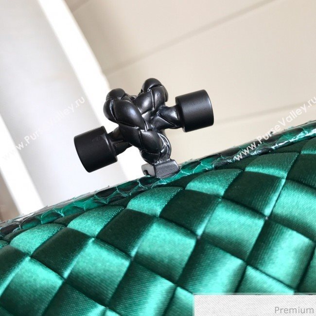 Bottega Veneta Silk Chain Knot Intreccio Impero Clutch Green 2019 (MISU-9032728)