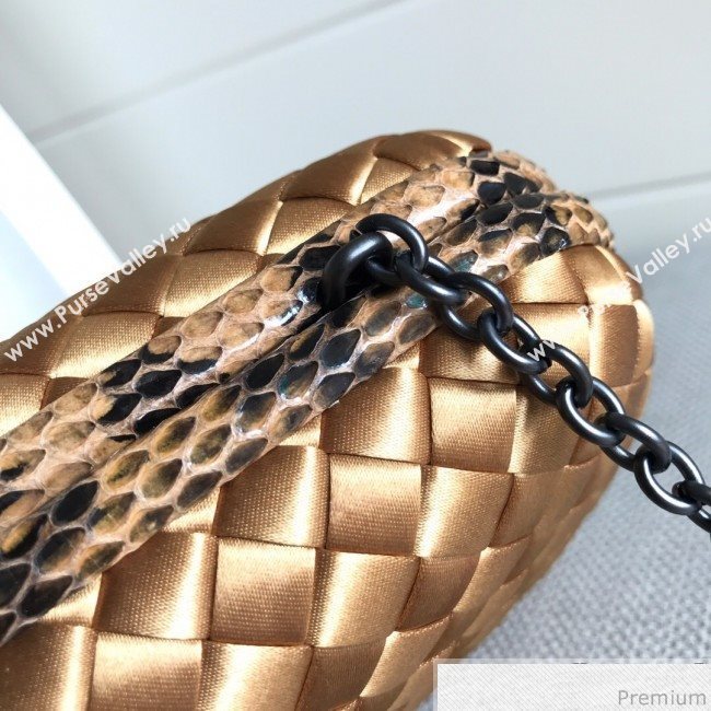 Bottega Veneta Silk Chain Knot Intreccio Impero Clutch Gold 2019 (MISU-9032730)