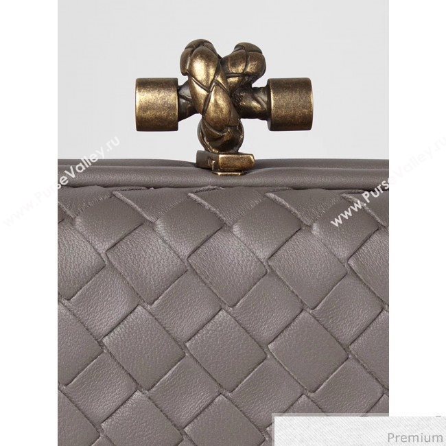 Bottega Veneta Chain Knot Intreccio Nappa Clutch Grey 2019 (MISU-9032737)