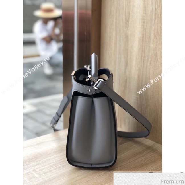 Fendi Peekaboo Essentially 27cm Light Blue 2019 (SUSU-9032629)