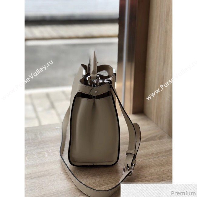 Fendi Peekaboo Essentially 27cm Light Beige 2019 (SUSU-9032630)