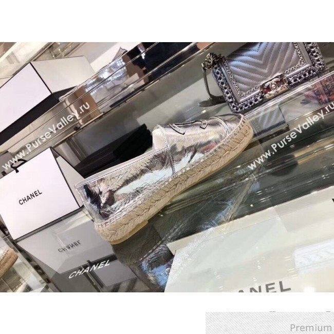 Chanel CC Laminated Leather Espadrilles G29762 Silver 2019 (LRF-9032838)