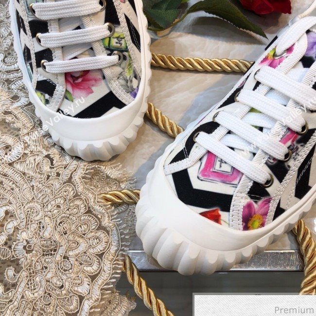 Chanel Bloom Print Fabric Sneakers Black 2019 (HZJ-9032866)