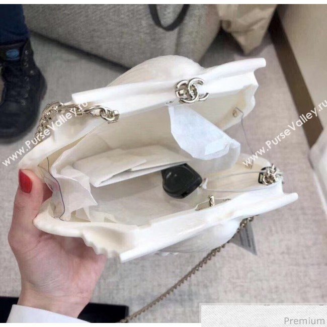 Chanel Shell-shaped Clutch with Chain White 2019 (JDH-9040316)