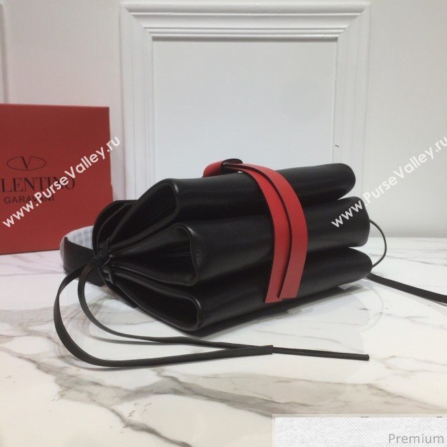 Valentino Small VRING Smooth Calfskin Shoulder Bag Black/Red Tie 2019 (XYD-9040346)