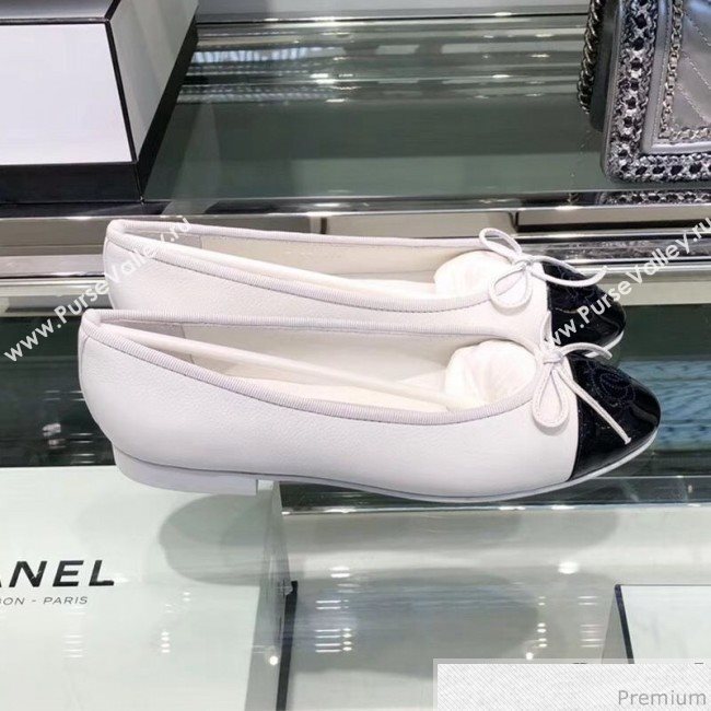 Chanel Calfskin Ballerinas G02819 White/Blue 2019 (EM-9040807)