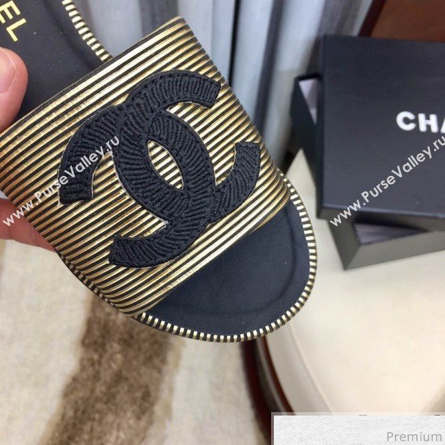 Chanel Flat Mules Sandals G34682 Gold/Black 2019 (HZJ-9040828)