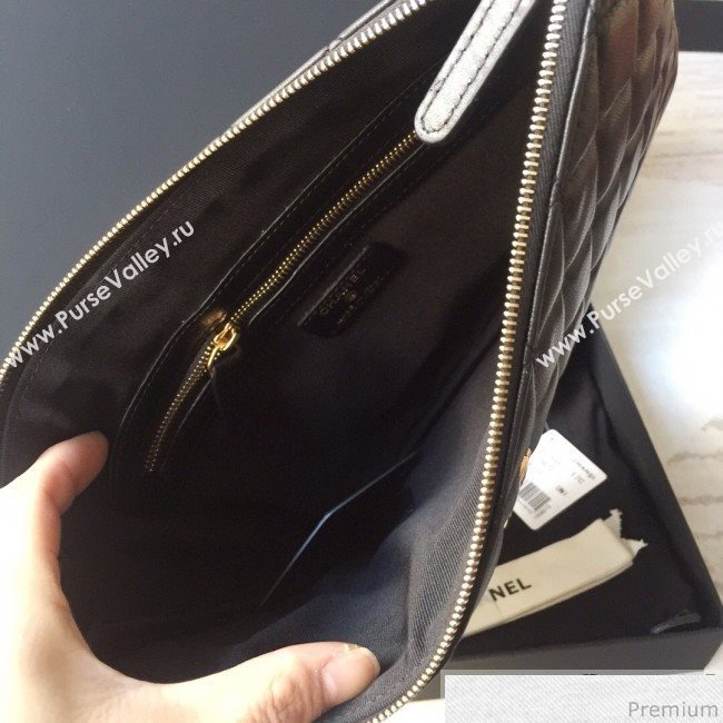 Chanel Quilted Lambskin Clutch Bag Black/Gold 2019 (SSZ-9030546)