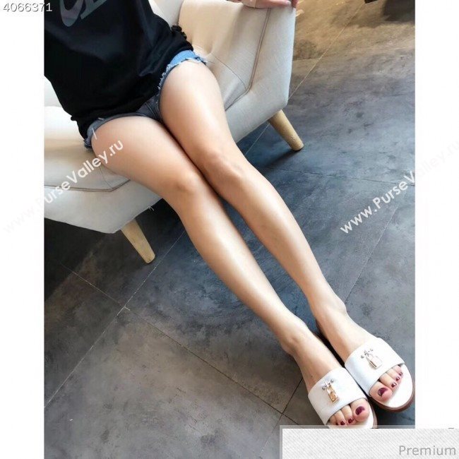 Louis Vuitton Lock It Flat Slide Sandals 1A4FG7 White Leather 2019 (EM-9041335)
