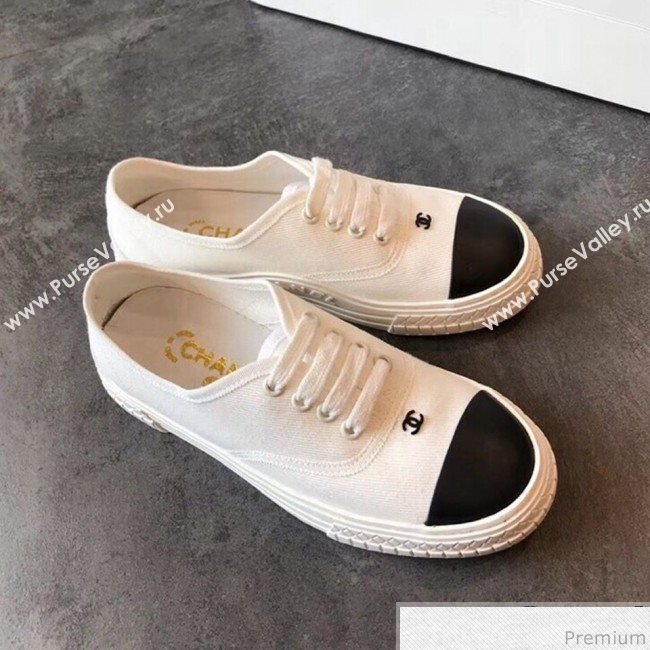 Chanel CC Canvas Lace-up Sneaker White/Black 2019 (EM-9031904)