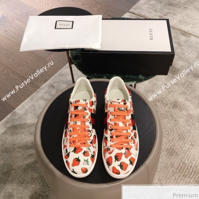 Gucci Ace Leather Sneaker with Gucci Strawberry Print ‎387993 2019 (KL-9031938)