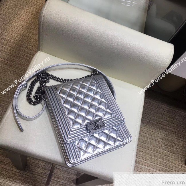 Chanel Metallic Leather Boy Flap Bag AS0130 Silver 2019 (AMY-9031806)
