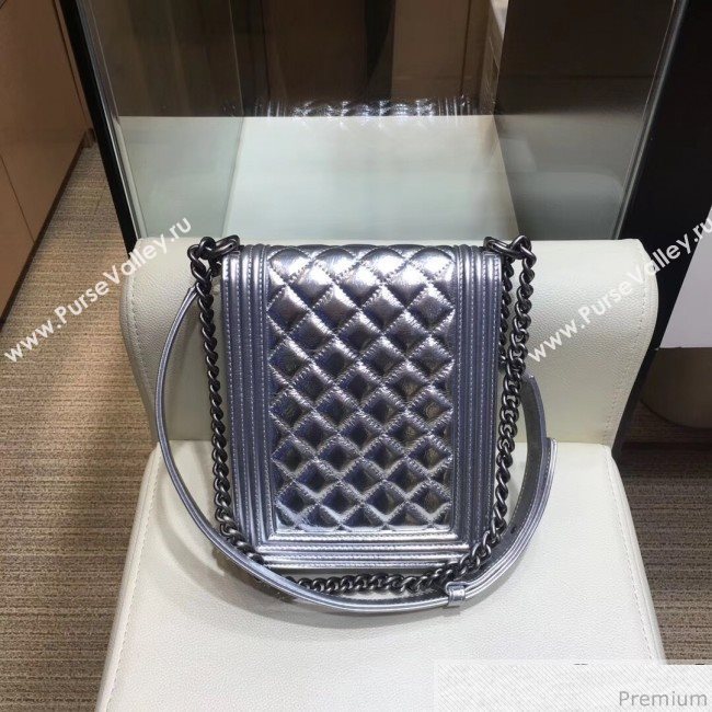Chanel Metallic Leather Boy Flap Bag AS0130 Silver 2019 (AMY-9031806)