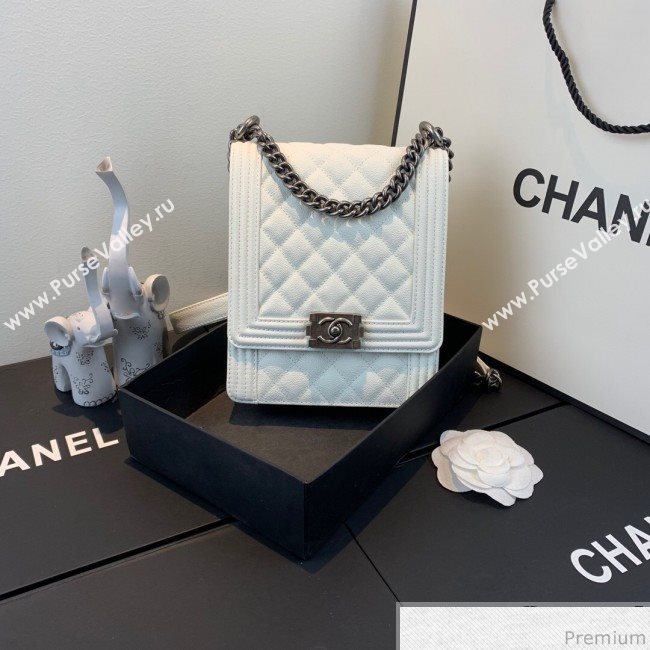 Chanel Grained Calfskin Boy Flap Bag AS0130 White/Silver 2019 (SSZ-9031807)