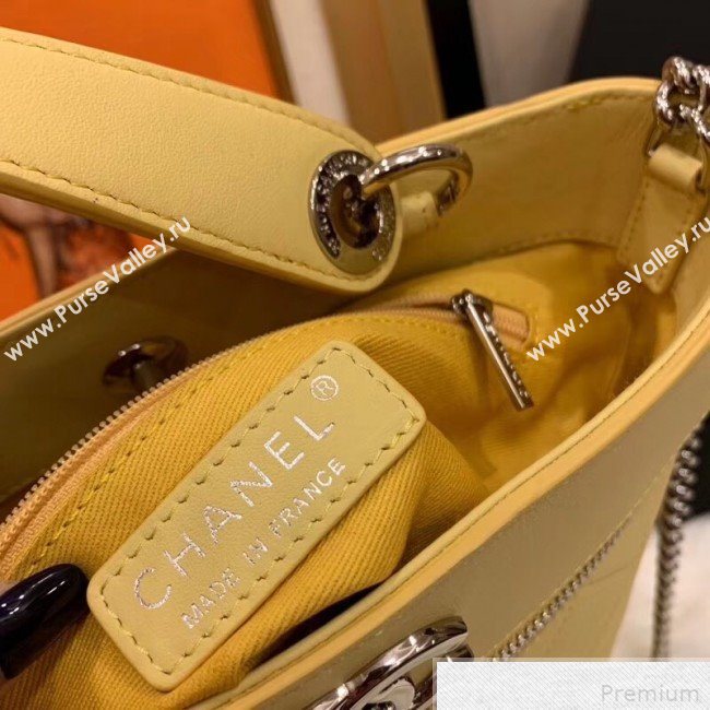 Chanel Calfskin Bucket Bag AS0577 Yellow 2019 (SMJD-9042240)