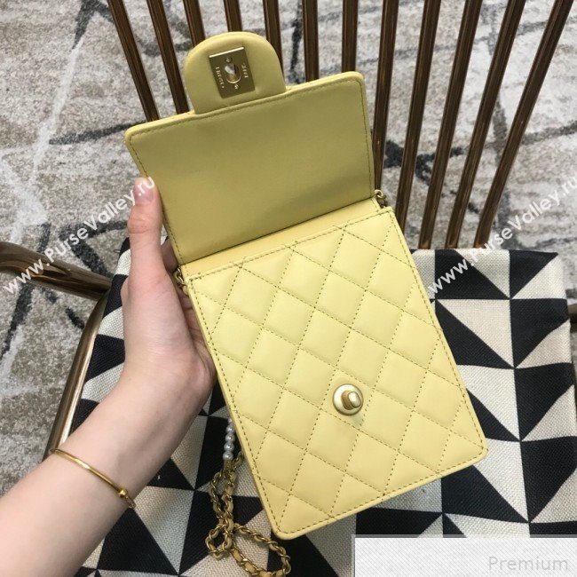 Chanel Lambskin Pearl Flap Clutch with Chain AP0367 Yellow 2019 (JDH-9041818)