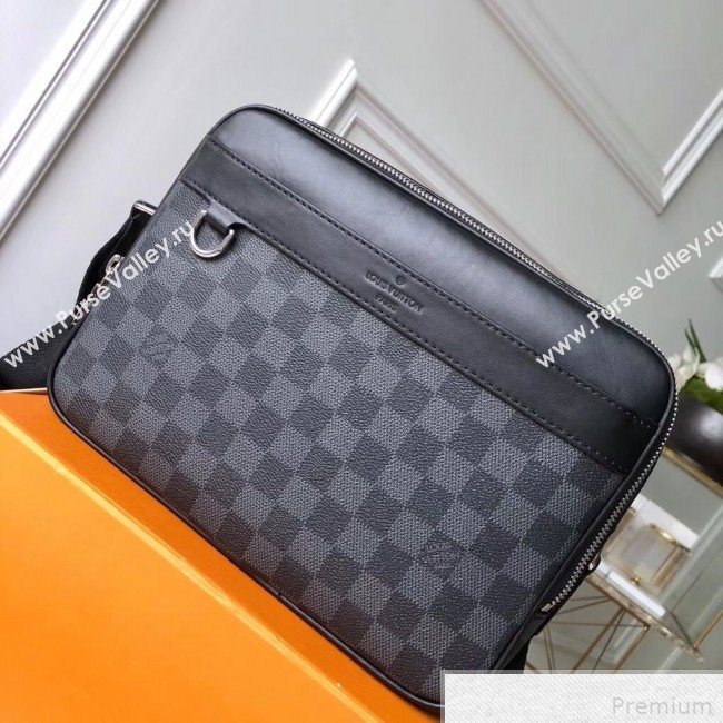 Louis Vuitton Trocadero Messenger PM in Damier Graphite Canvas N40087 (KIKI-9042349)