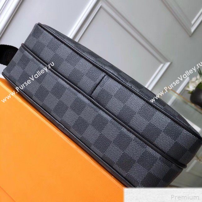 Louis Vuitton Trocadero Messenger PM in Damier Graphite Canvas N40087 (KIKI-9042349)