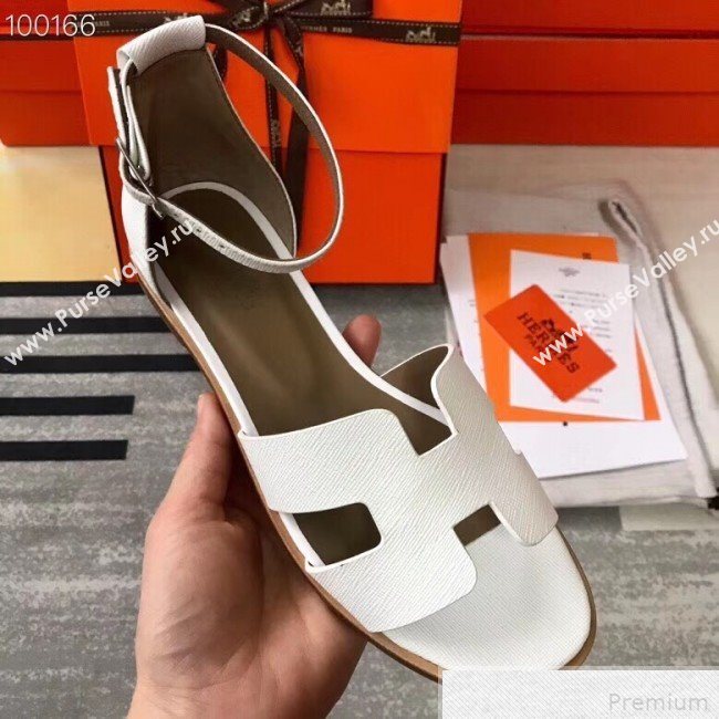 Hermes Santorini Grained Calfskin Flat Sandals White 2019 (KQN-9042642)