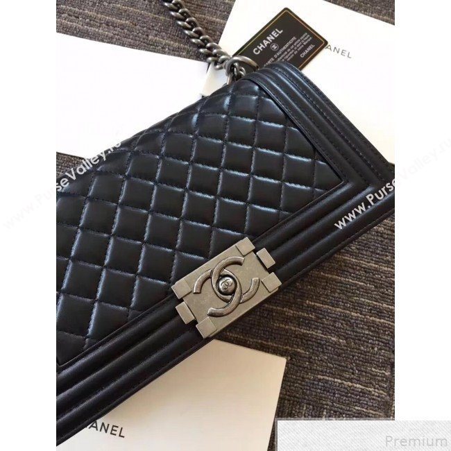Chanel Quilted Lambskin Medium Boy Flap Bag with Silver Hardware(Top Quality) (SHUNY-9050825)