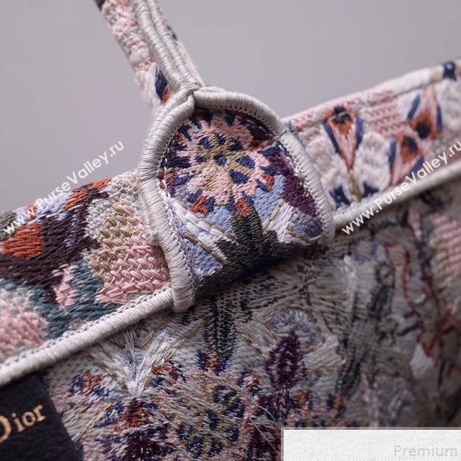 Dior Book Tote in Bloom Embroidered Canvas Multicolor 2019 (DMZ-9050592)