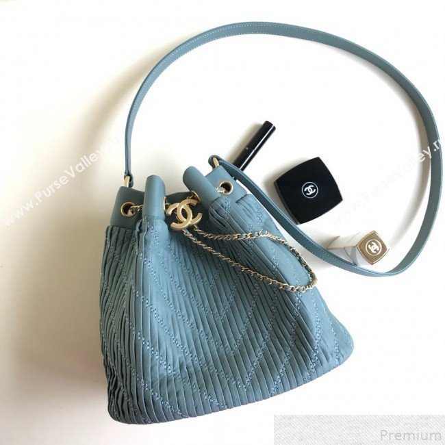 Chanel Chevron Pleated Bucket Bag Blue 2019 (YD-9043012)