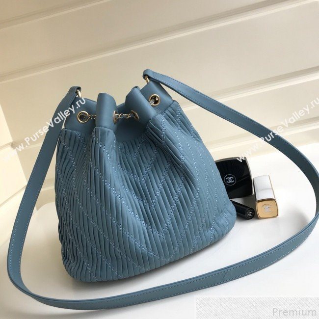 Chanel Chevron Pleated Bucket Bag Blue 2019 (YD-9043012)