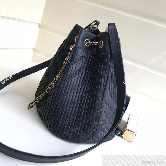 Chanel Chevron Pleated Bucket Bag Black 2019 (YD-9043014)