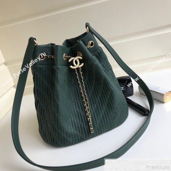 Chanel Chevron Pleated Bucket Bag Green 2019 (YD-9043015)