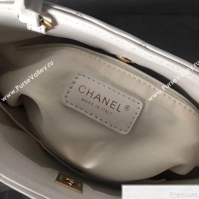 Chanel Quilted Calfskin Pleated Bucket Shopping Bag White 2019 (FENGH-9050907)