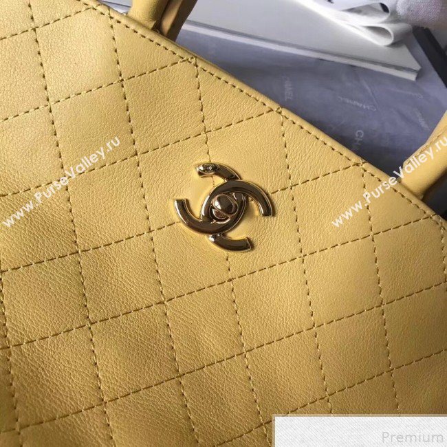 Chanel Quilted Calfskin Pleated Bucket Shopping Bag Yellow 2019 (FENGH-9050908)