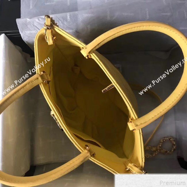Chanel Quilted Calfskin Pleated Bucket Shopping Bag Yellow 2019 (FENGH-9050908)