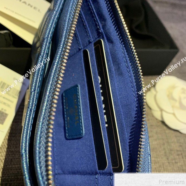 Chanel Iridescent Grained Calfskin Pouch Blue 2019 (SSZ-9050922)
