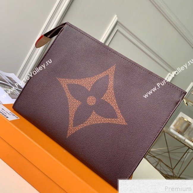 Louis Vuitton Giant Monogram Toiletry Pouch 26  (KD-9050850)