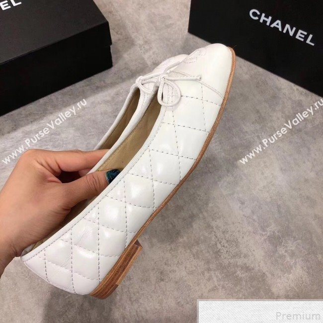 Chanel Quilting Lambskin Leather Ballerinas Black 2019  (DLY-9050192)