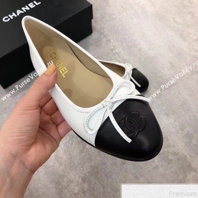 Chanel White Lambskin Leather Ballerinas with Black Toe 2019 (DLY-9050175)