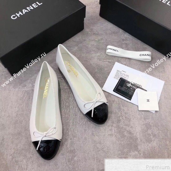 Chanel White Lambskin Leather Ballerinas with Black Paent leather Toe 2019 (DLY-9050176)