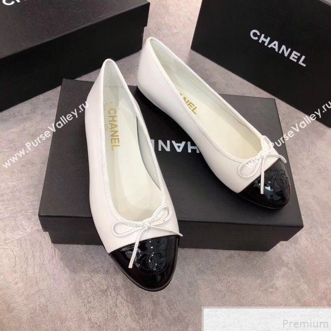 Chanel White Lambskin Leather Ballerinas with Black Paent leather Toe 2019 (DLY-9050176)