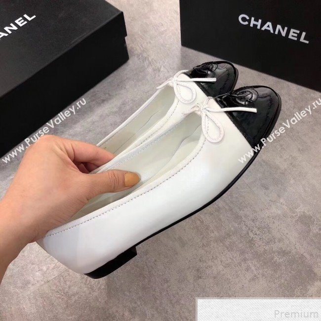 Chanel White Lambskin Leather Ballerinas with Black Paent leather Toe 2019 (DLY-9050176)