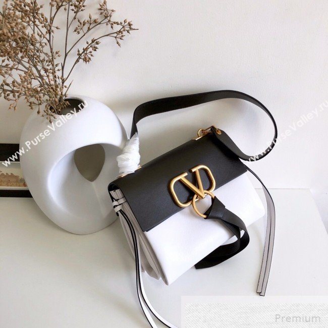 Valentino Small VRING Smooth Calfskin Shoulder Bag Black/White 2019 (JJ3-9051127)
