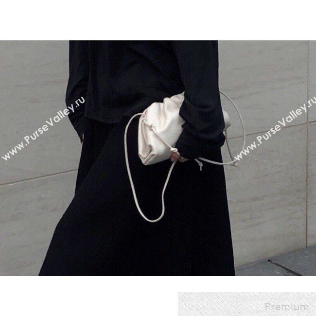 Bottega Veneta The Pouch 20 Clutch Shoulder Bag in Soft Folded Leather White 2019 (WEIP-9051316)