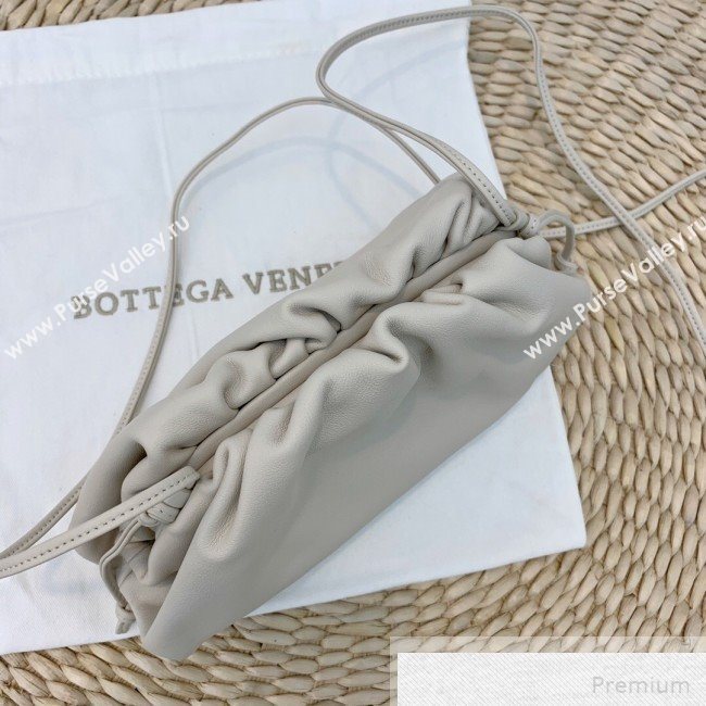 Bottega Veneta The Pouch 20 Clutch Shoulder Bag in Soft Folded Leather White 2019 (WEIP-9051316)