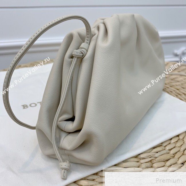 Bottega Veneta The Pouch 20 Clutch Shoulder Bag in Soft Folded Leather White 2019 (WEIP-9051316)