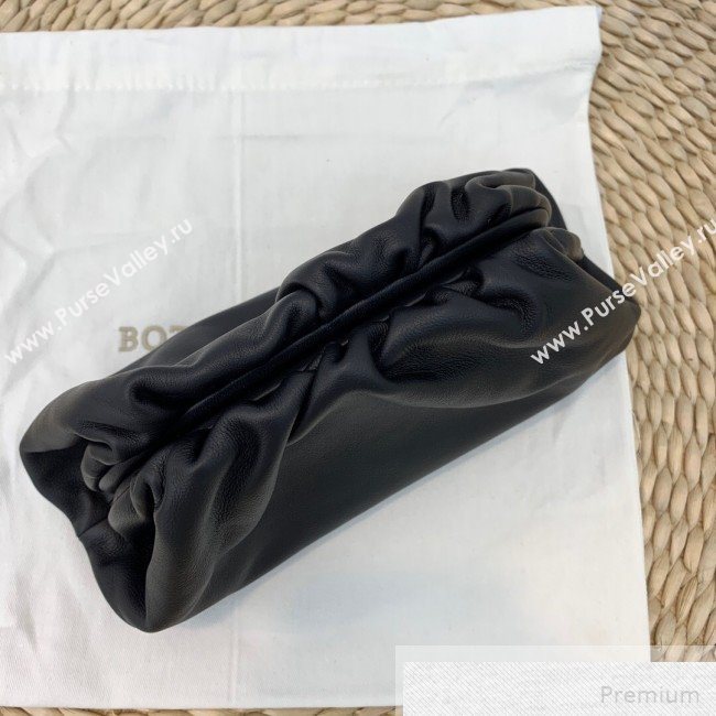Bottega Veneta Samll The Pouch 20 Clutch in Soft Folded Leather Black 2019 (WEIP-9051323)