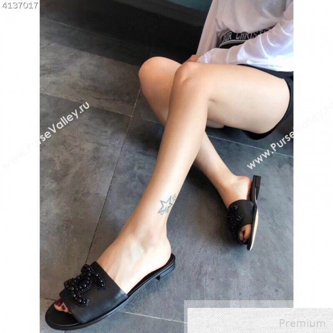 Chanel Flat Pearls CC Calfskin Slide Sandals G34678 Black 2019 (EM-9051513)