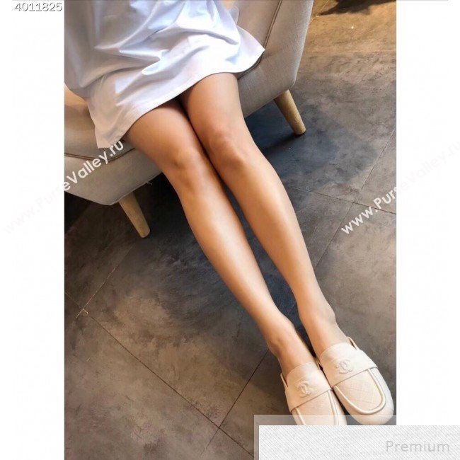 Chanel Quilted Fabric Loafers Mules G34427 Beige White 2019 (EM-9051519)