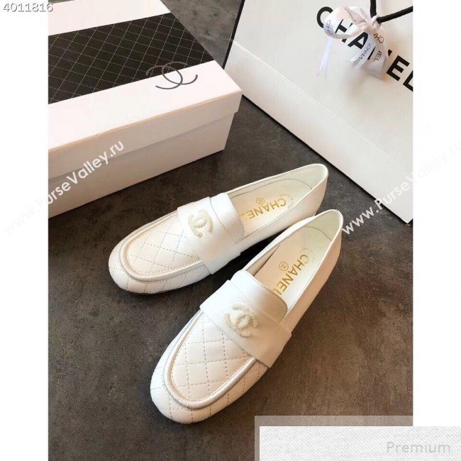 Chanel Quilted Leather Loafers G34345 White 2019 (EM-9051516)