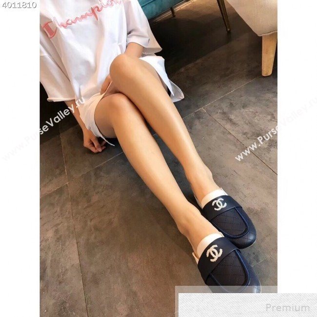 Chanel Quilted Leather Loafers Mules G34427 Navy Blue/White 2019 (EM-9051517)
