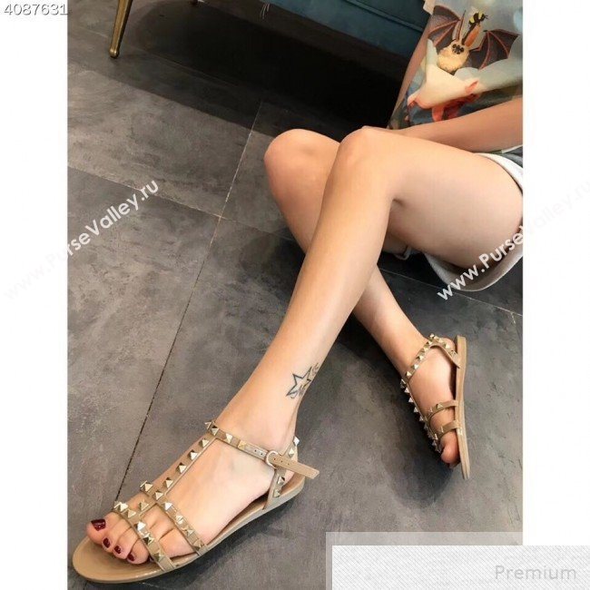 Valentino Rockstud Flat Rubber Sandal Beige 2019 (EM-9051528)