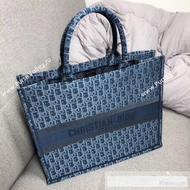 Dior Embroidered Oblique Jacquard Canvas Book Tote Dark Blue 2019 (HENGL-9061139)